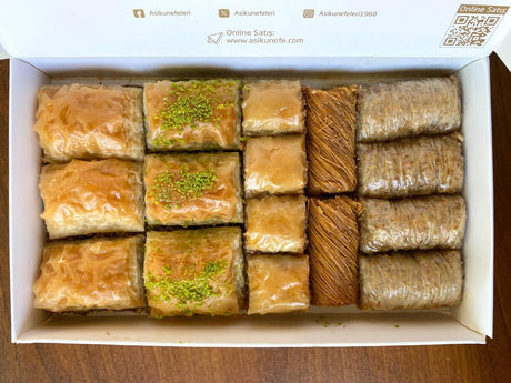 Asi | Assorted Baklava with Pistachio and Walnut - TryAladdin