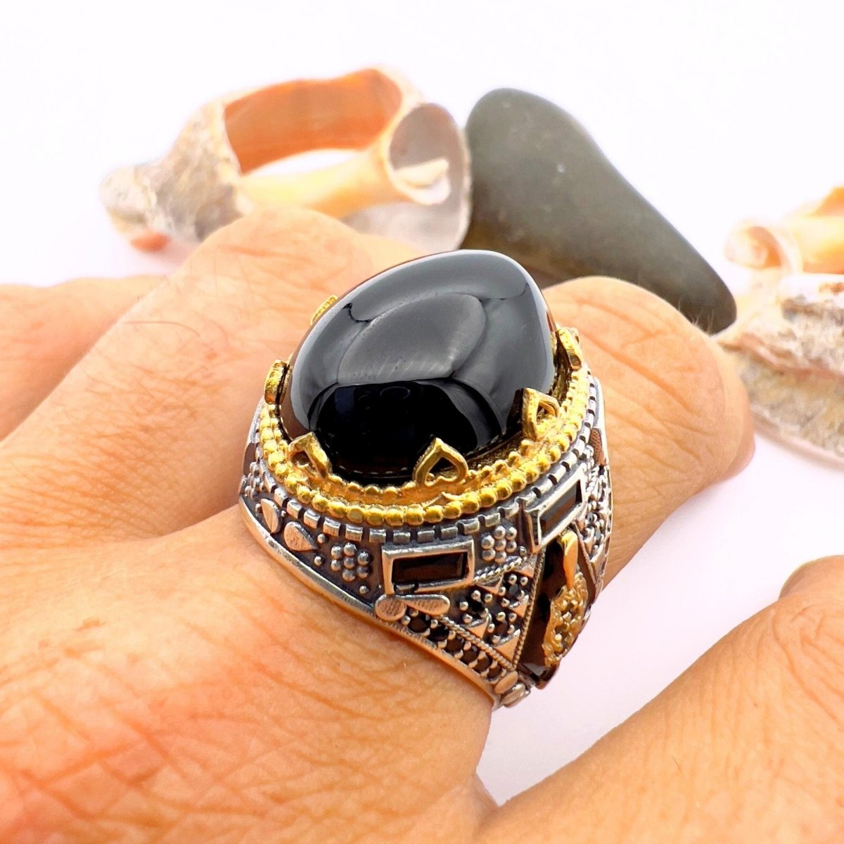 Black Topaz Onyx Stone Men's Ring - TryAladdin