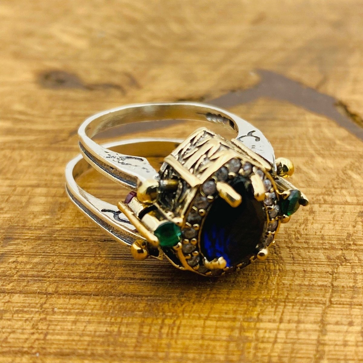 Handcrafted Multi Stone Reversible Ring - TryAladdin