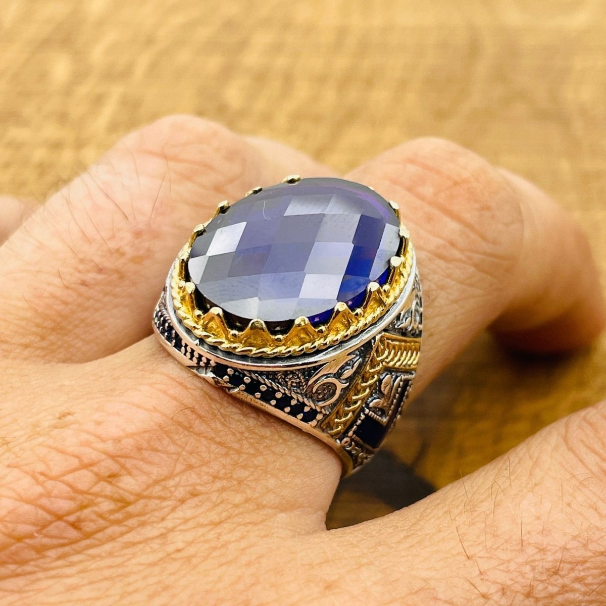 Men’s Amethyst Oval Ring - TryAladdin