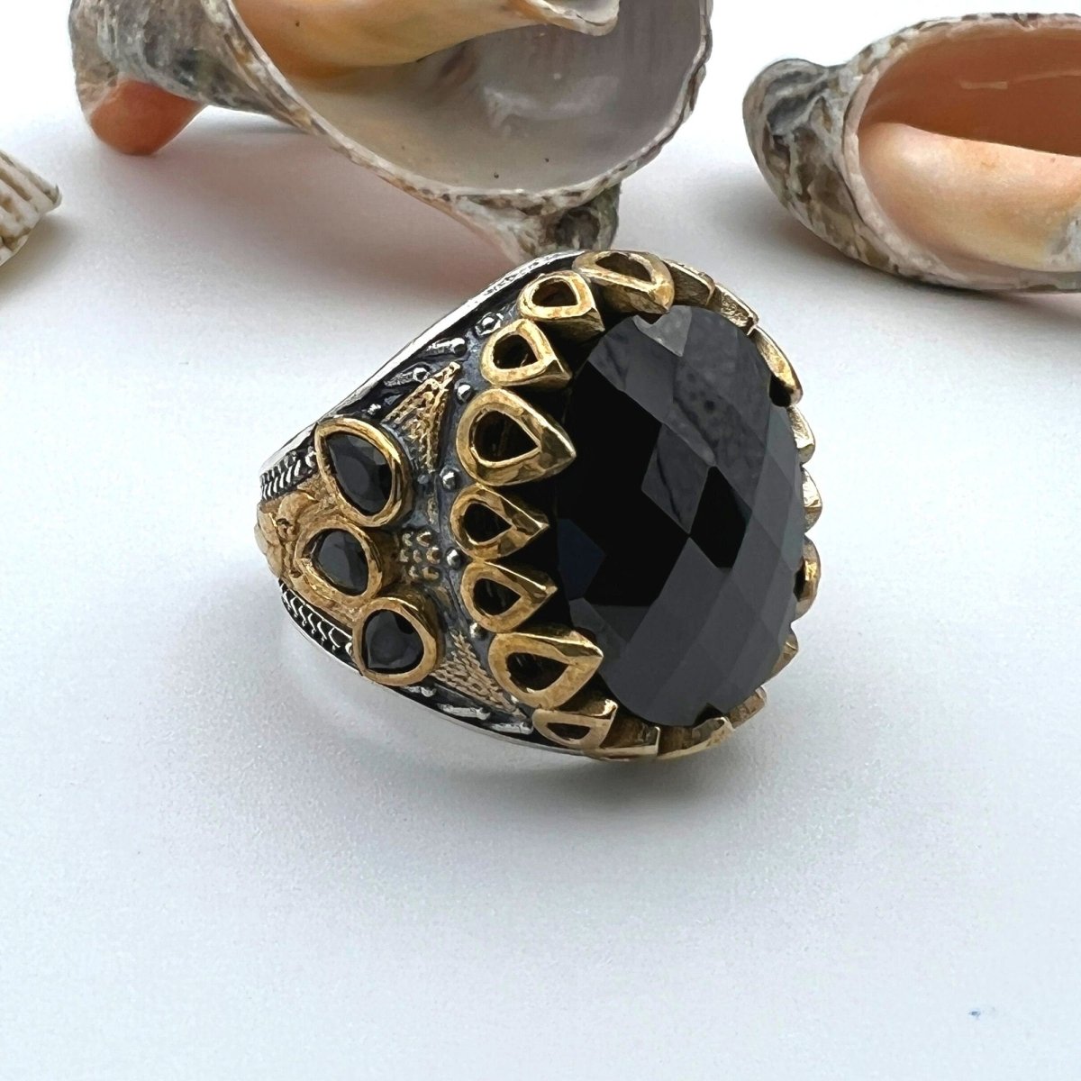 Men's Black Onyx Oval Stone Silver Ring - TryAladdin