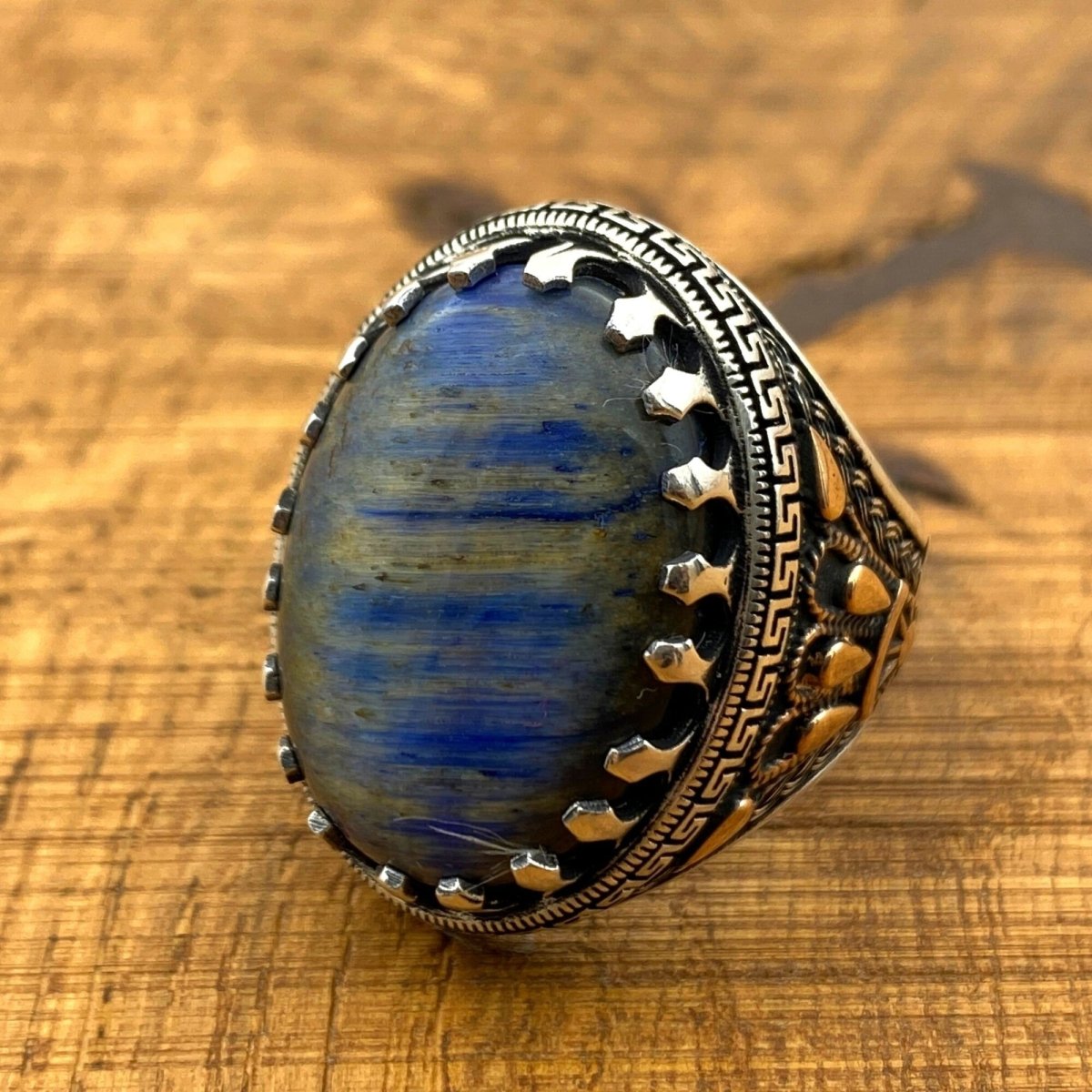 Men's Blue Lapis Lazuli Stone Silver Ring - TryAladdin