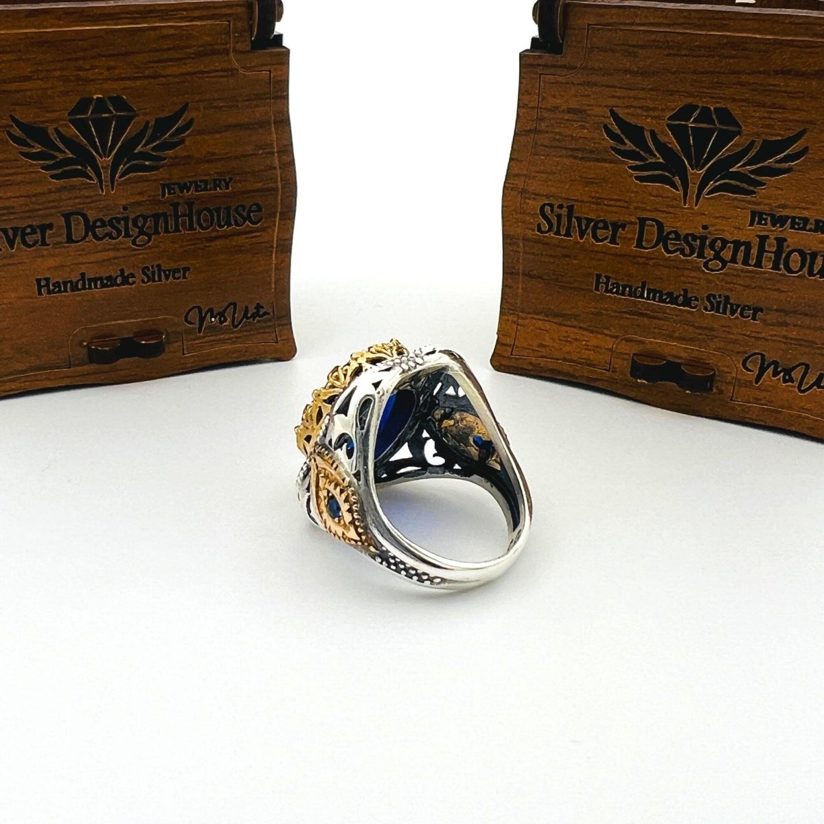 Men's Blue Sapphire Stone Silver Ring - TryAladdin