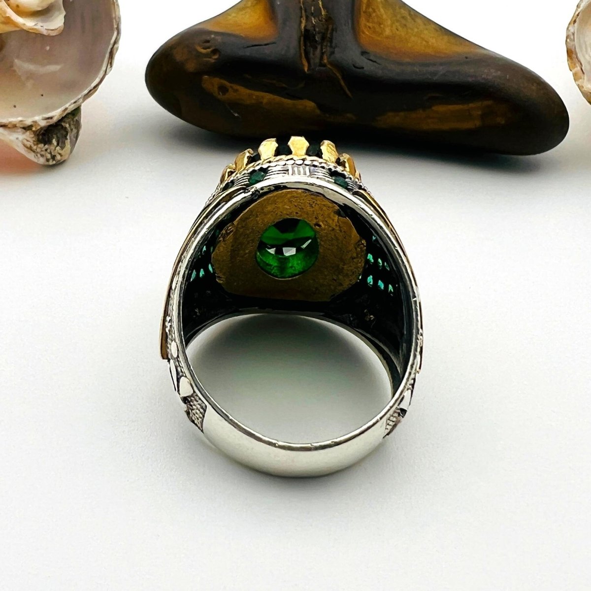 Men's Green Emerald Oval Stone Silver Ring - TryAladdin