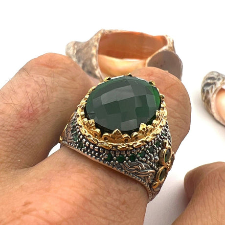 Men's Green Emerald Stone Silver Ring - TryAladdin