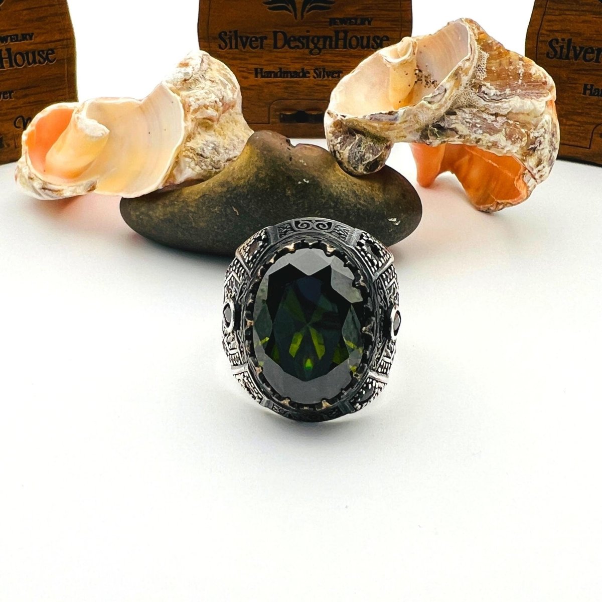 Men’s Green Peridot Oval Ring - TryAladdin