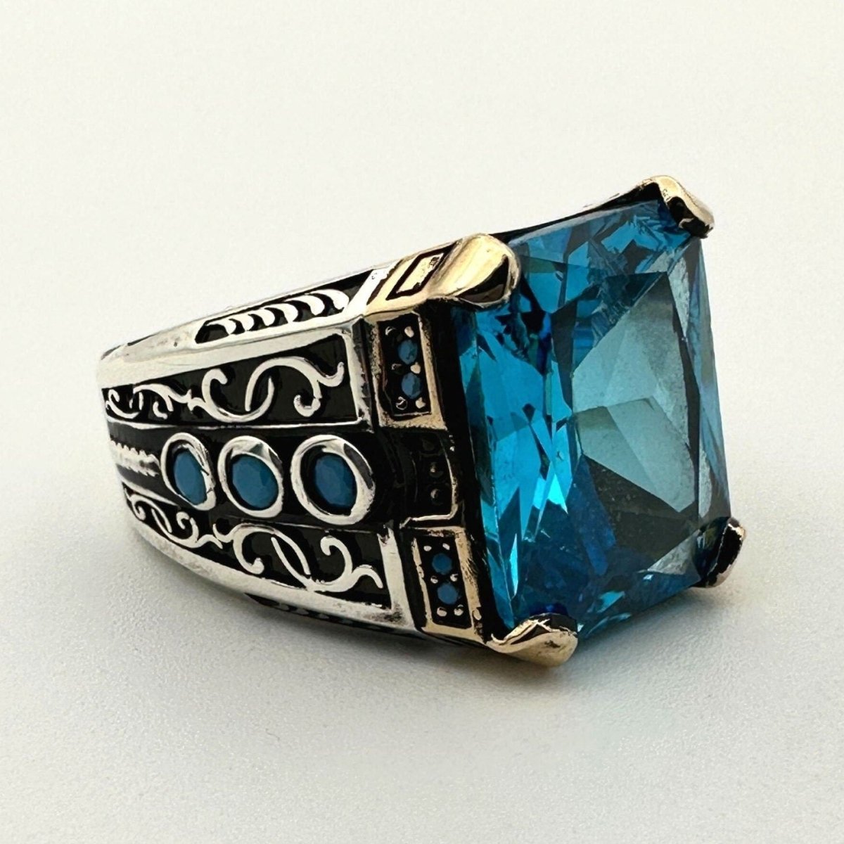 Men's Handmade Blue Aquamarine Square Stone Silver Ring - TryAladdin