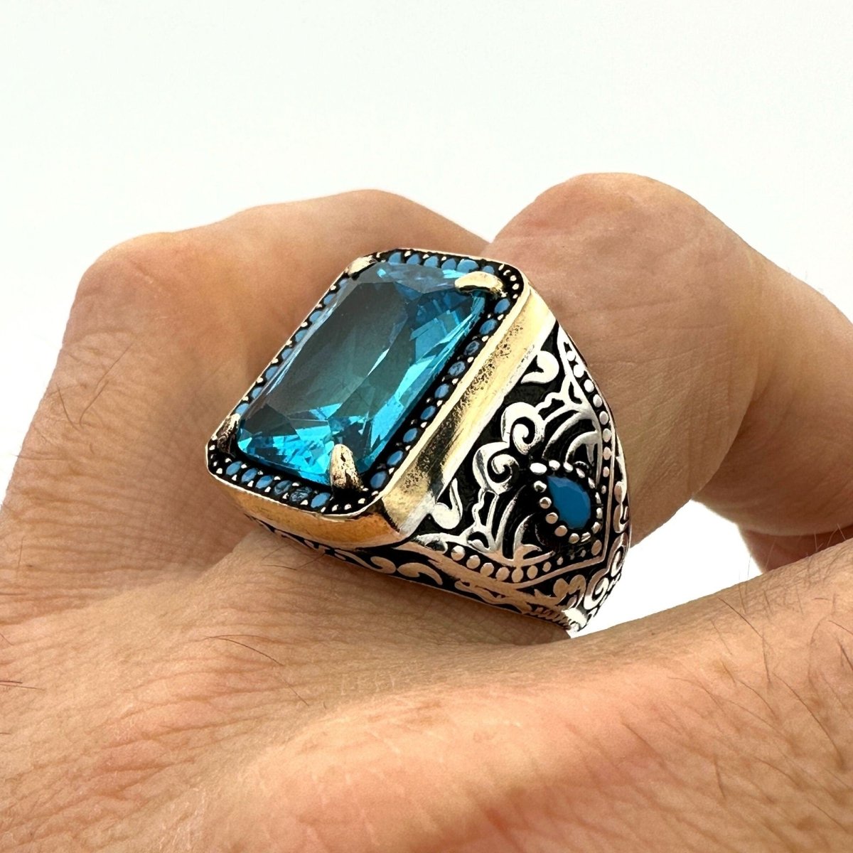 Men's Handmade Blue Aquamarine Stone Silver Ring - TryAladdin