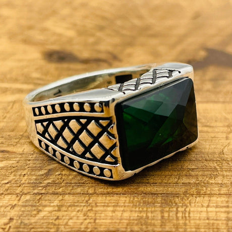 Men's Rectangle Green Zircon Stone Silver Ring - TryAladdin