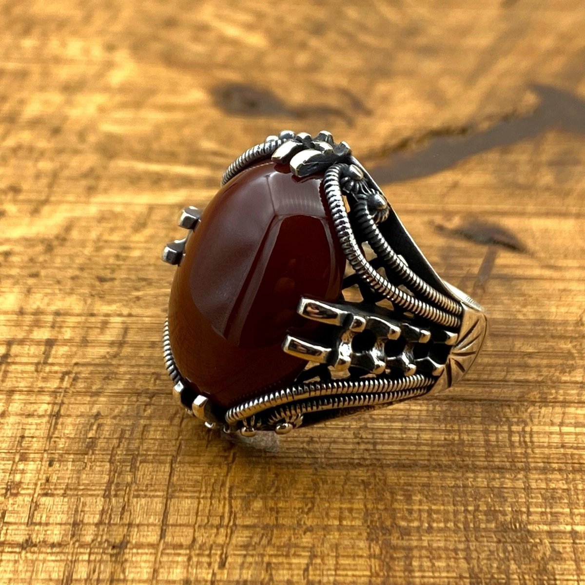 Men's Red Agate Stone Silver Ring - TryAladdin