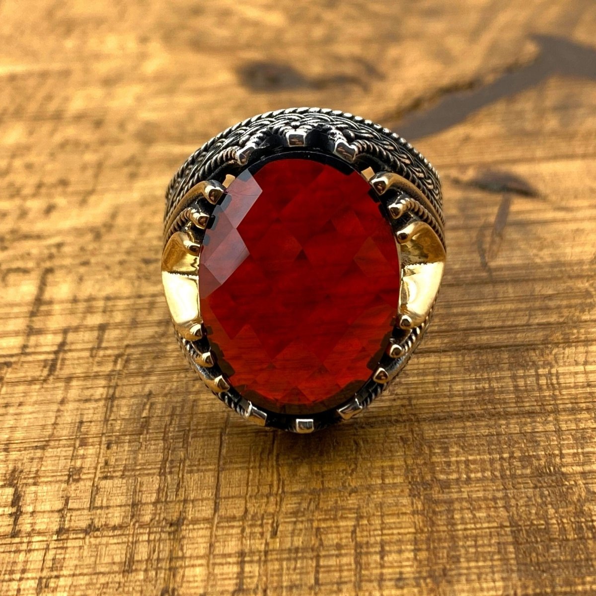 Men's Red Stone Crown Ring - TryAladdin