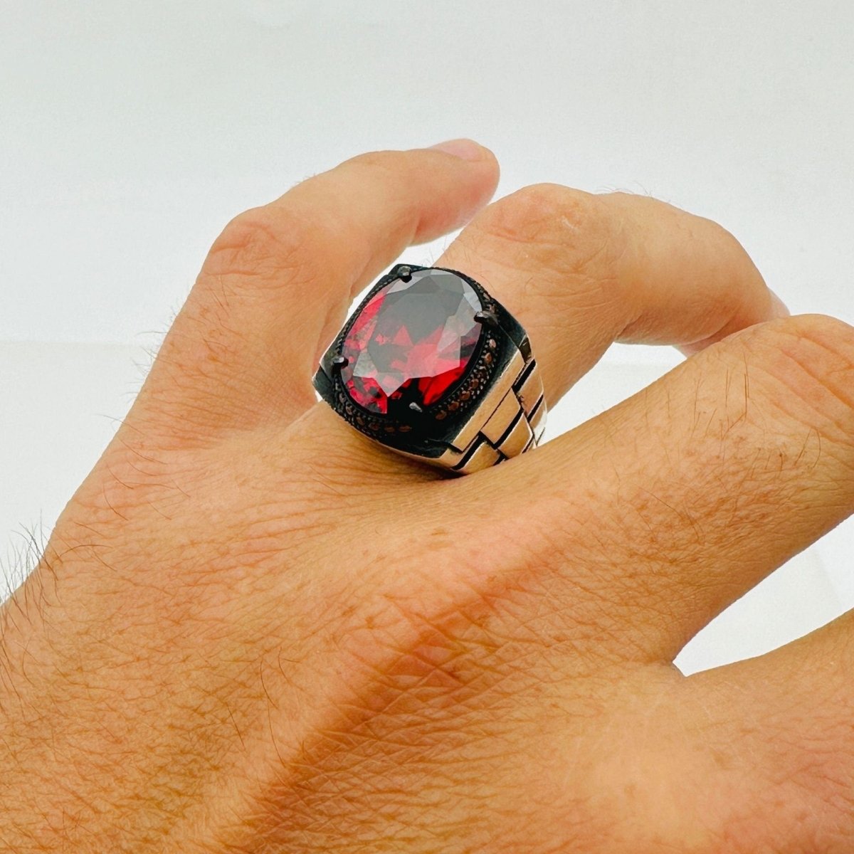 Men's Ruby Oval Ring - TryAladdin