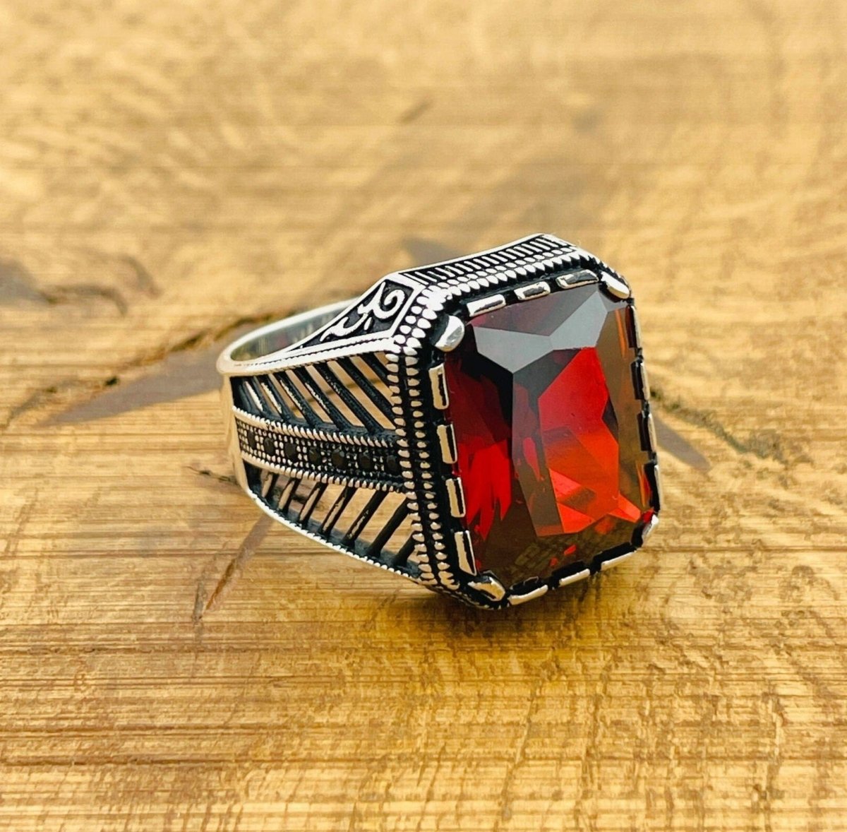 Men's Ruby Stone Silver Ring - TryAladdin