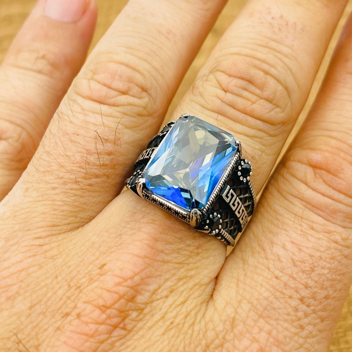 Men's Tanzanite Silver Ring - TryAladdin