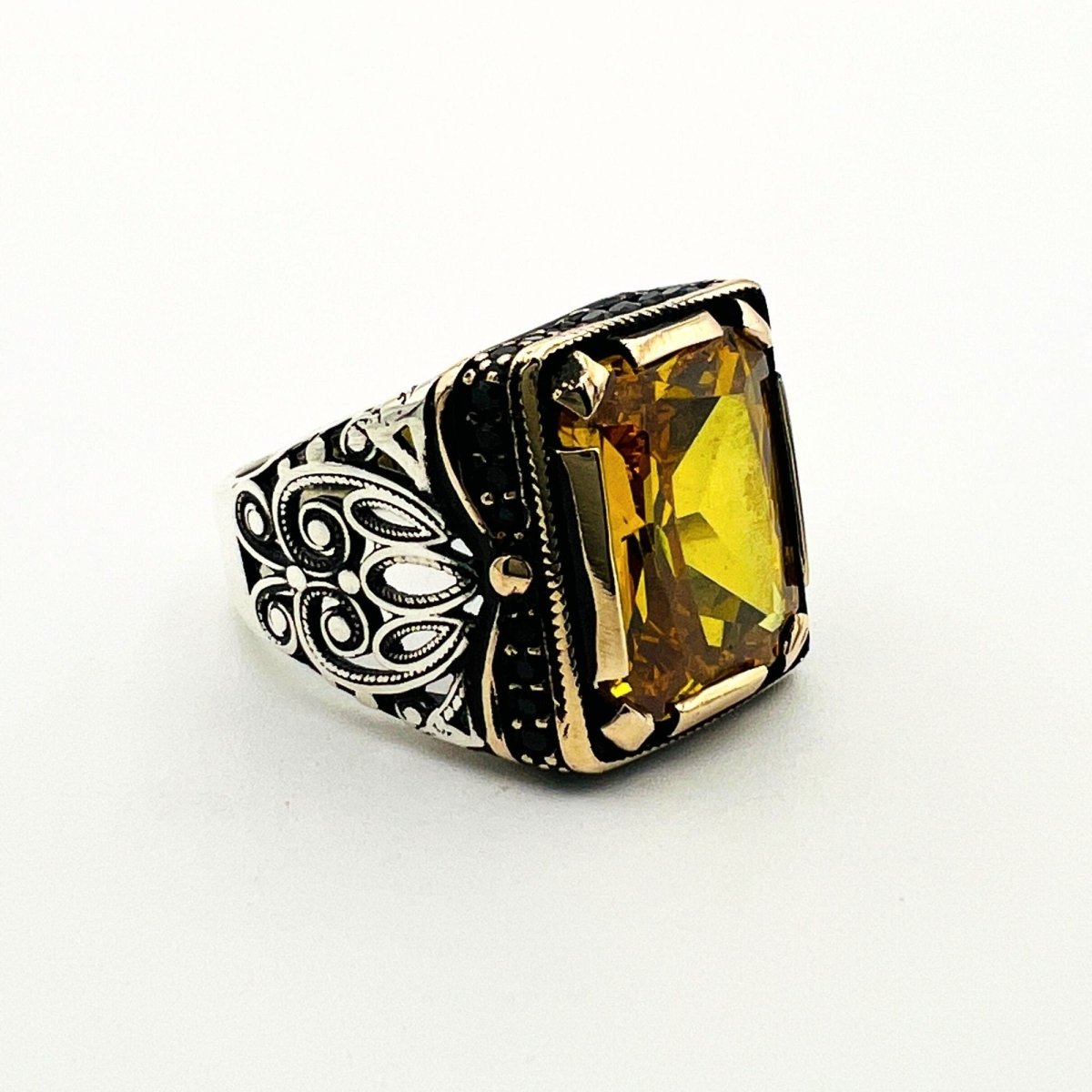 Men's Yellow Citrine Silver Ring - TryAladdin