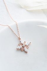 Nereze | Hope Flower Necklace with White Zircon Stones - TryAladdin