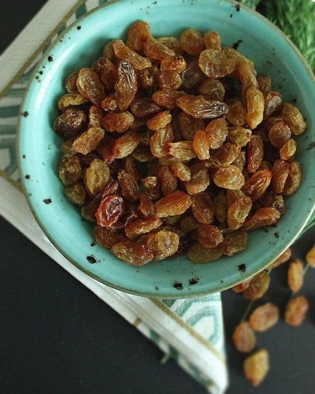 Serde | Seedless Yellow Raisins - TryAladdin