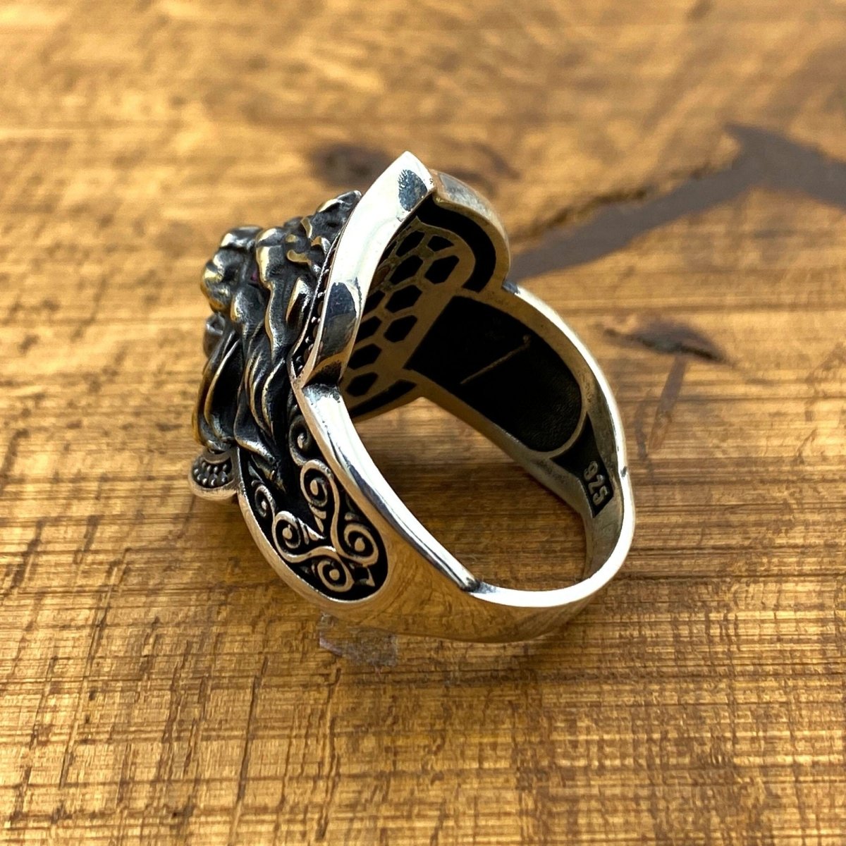 Silver Lion Men's Ring - TryAladdin