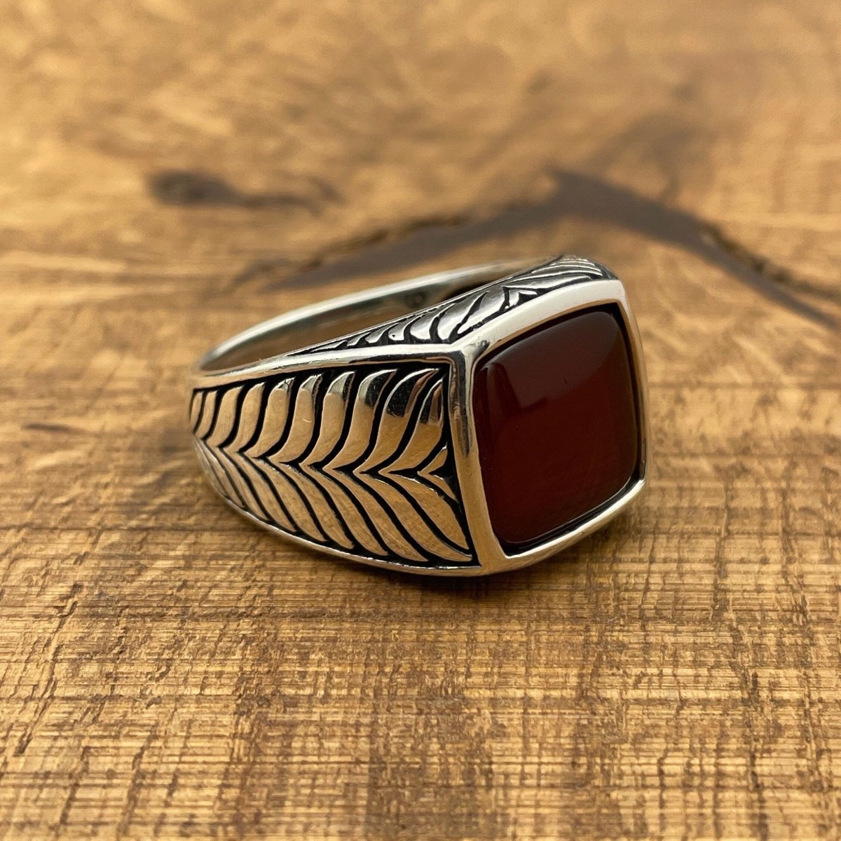 Sterling Silver 925 Handmade Red Agate Men's Ring - TryAladdin