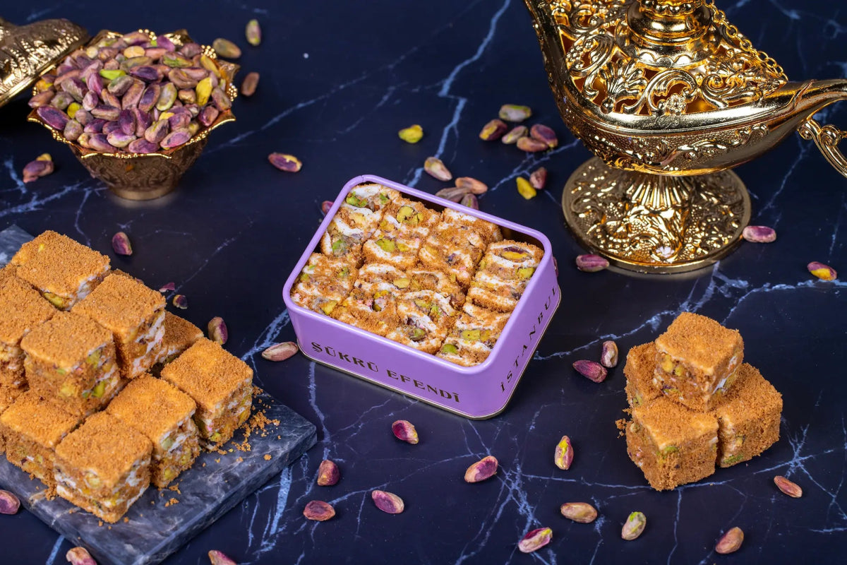 Sukru Efendi 1935 | Luxury Baklava Turkish Delight - Lotus Biscuit Covered with Lotus Cream and Pistachio - TryAladdin