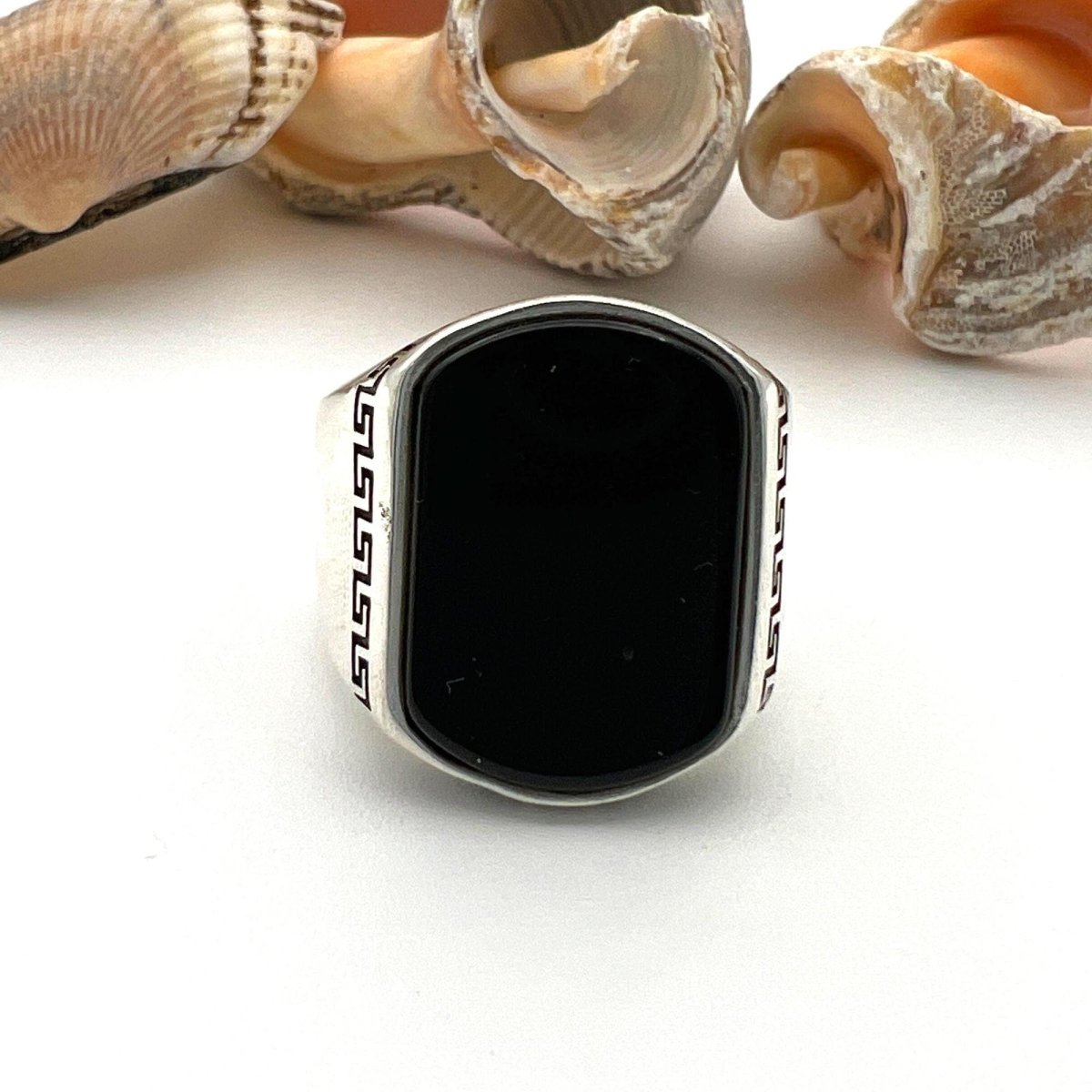 Tourmaline Stone Men's Ring - TryAladdin