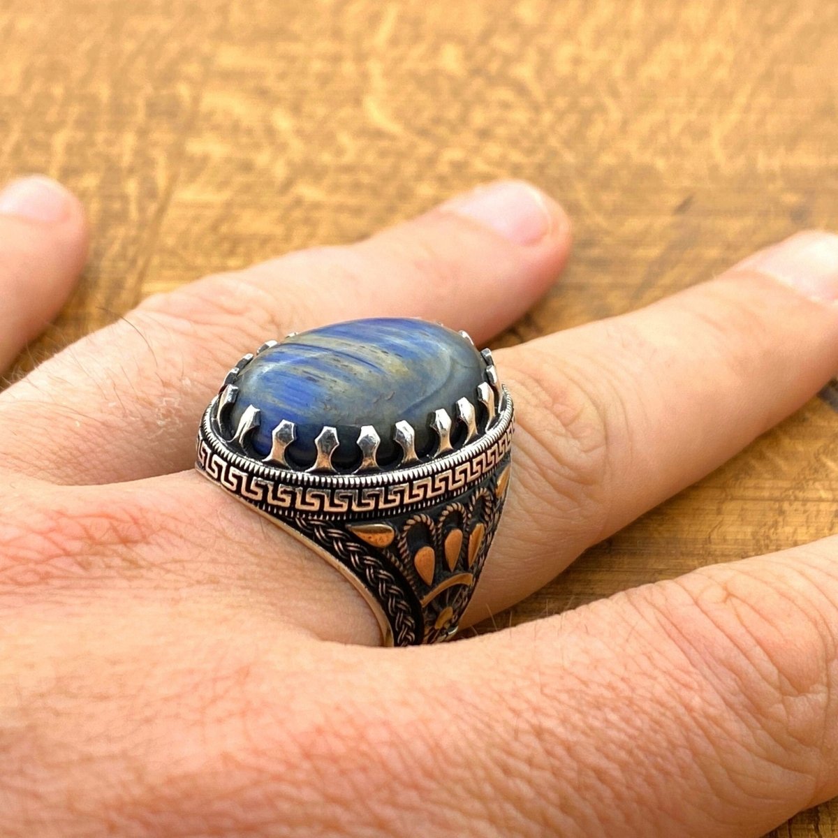 Unique Men's Lapis Lazuli Stone Silver Ring - TryAladdin