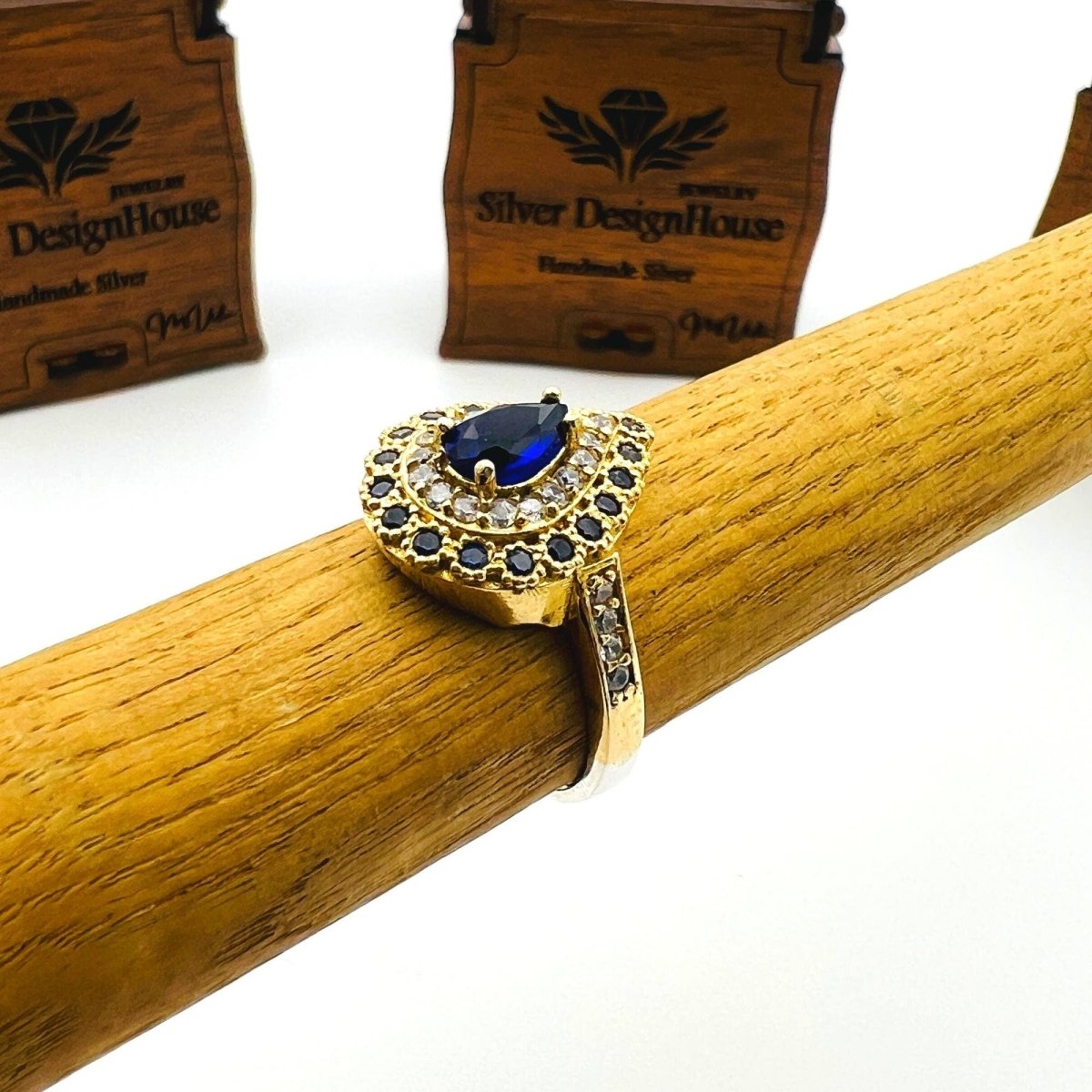 Women's Blue Sapphire Stone Ring - TryAladdin